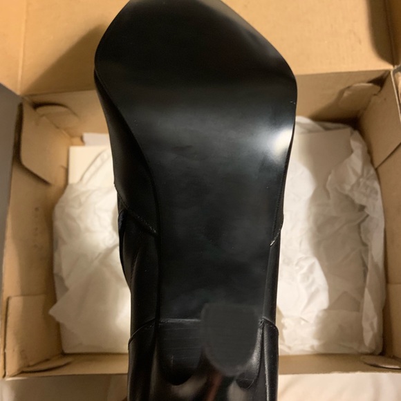 Brand new Steve Madden leather heeled boots - Picture 4 of 6